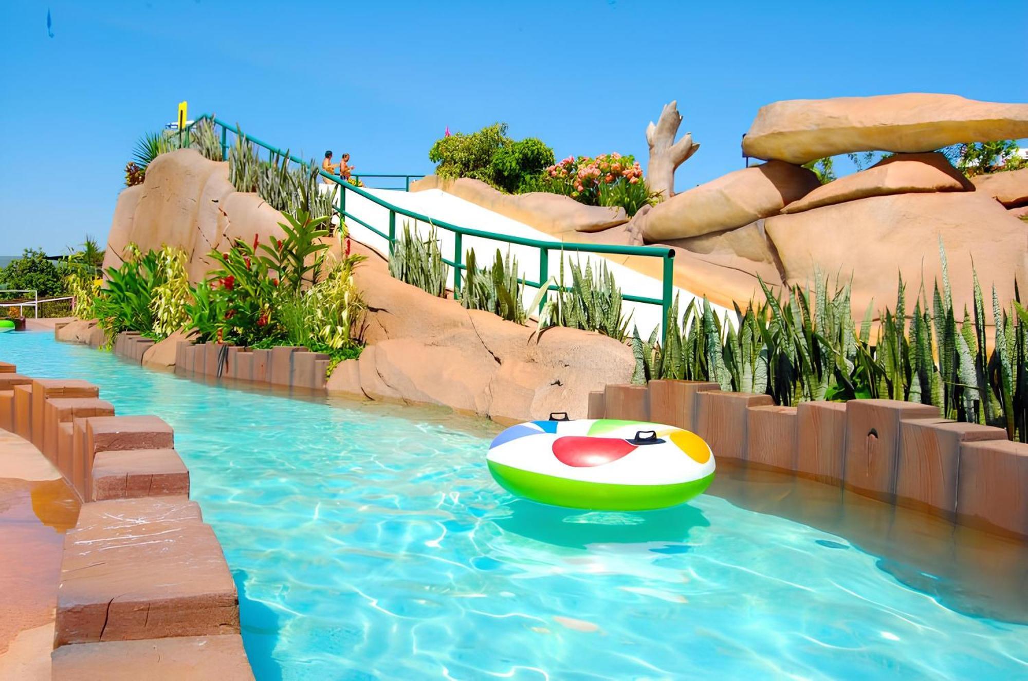 Spazzio Diroma Com Acesso Gratuito Ao Acqua Park - D * Caldas Novas