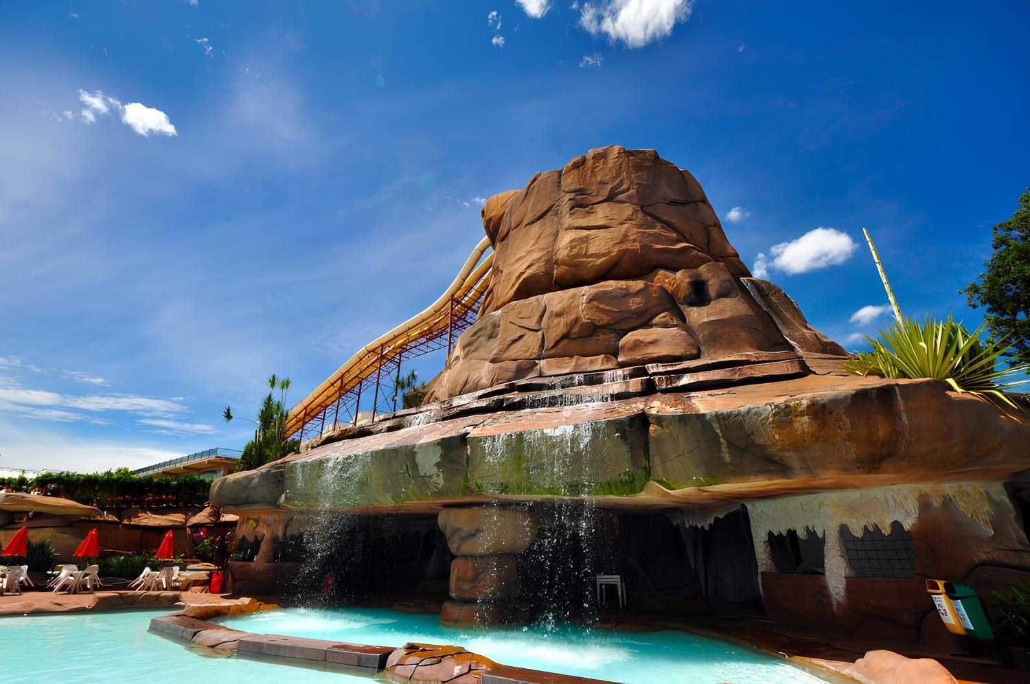 Aparthotel Spazzio Diroma Com Acesso Gratuito Ao Acqua Park - D *