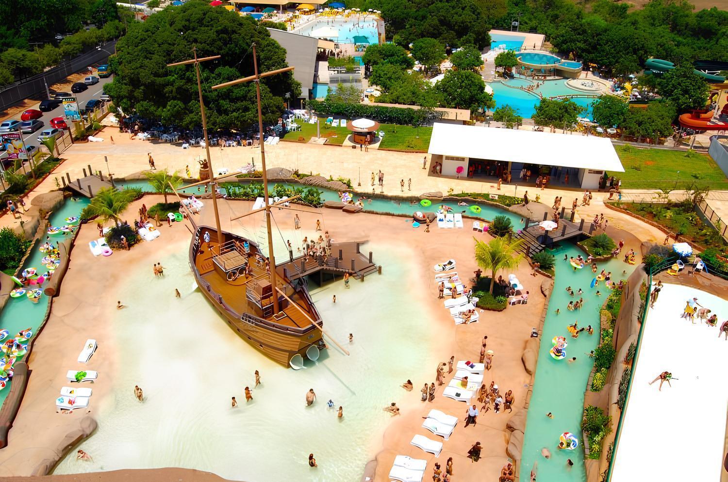 Aparthotel Spazzio Diroma Com Acesso Gratuito Ao Acqua Park - D Caldas Novas