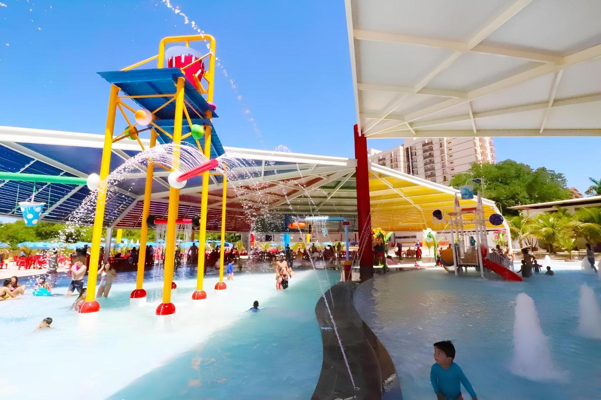 Aparthotel Spazzio Diroma Com Acesso Gratuito Ao Acqua Park - D